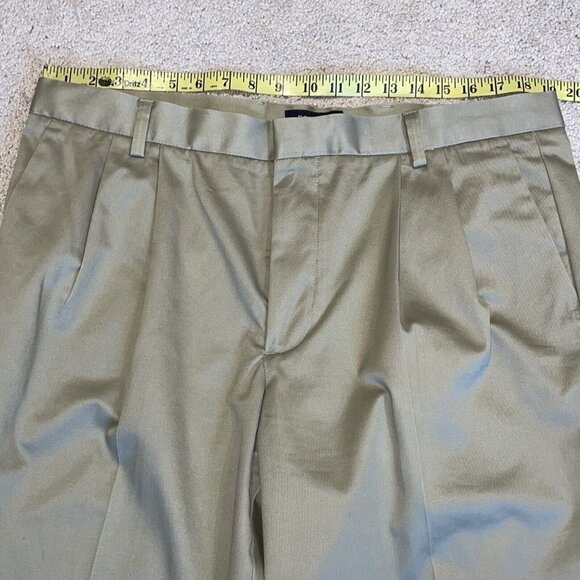 Dockers D3 Classic Fit Y2K Pleat Front Pants Beige  Signature Khaki Size 38 X 29 - Picture 5 of 9